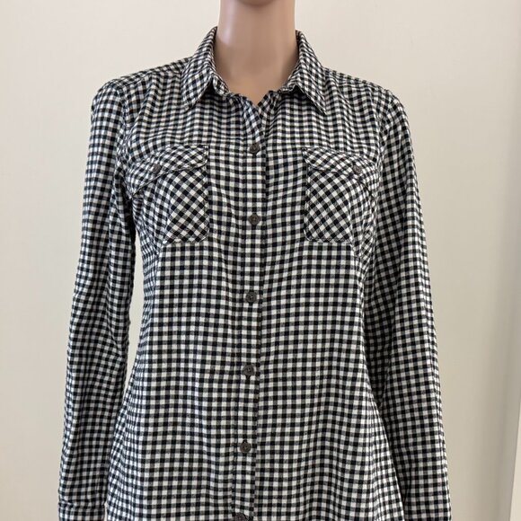 Eddie Bauer Shirt Women's Size MBlack White Plaid Long Sleeve Button Up Pockets - Picture 1 of 9